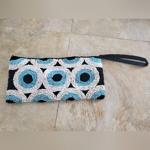 Beaded wristlet
